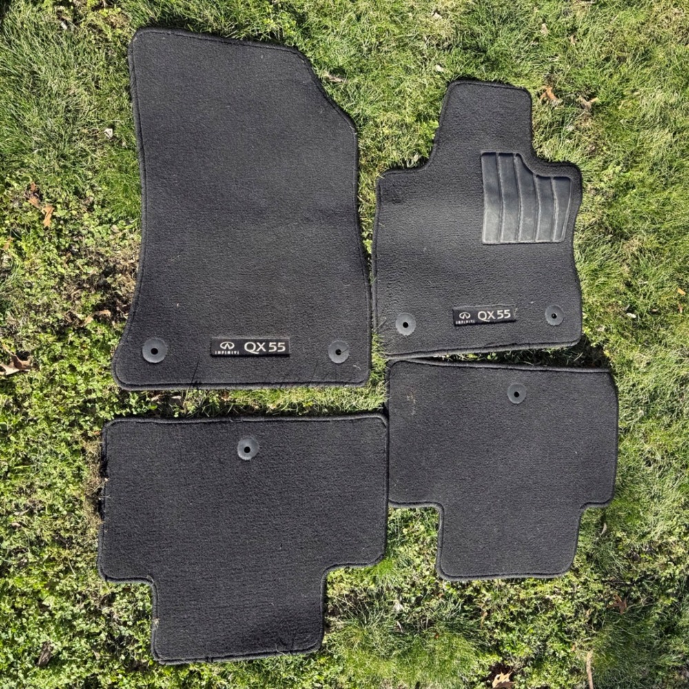 OEM Infiniti QX55 Black Carpet Floor Mats Set of 4 Front and Rear SUV Interior‎
